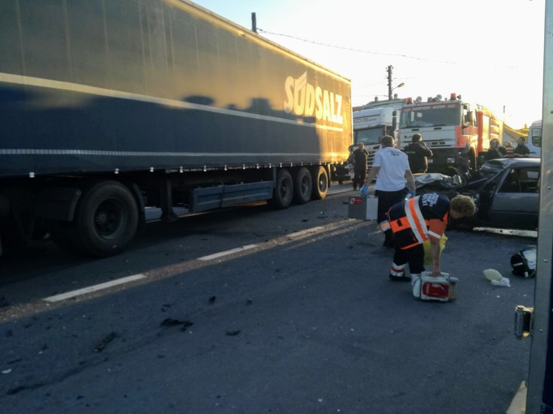 Accident Ntre Un Tir I O Ma In Pe Dn La Borod Alesdonline