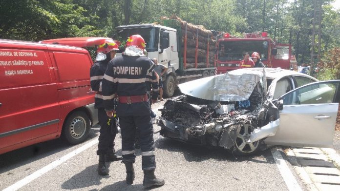 Accident pe DN1H la ieşirea din Peștiș spre Șinteu foto AlesdOnline